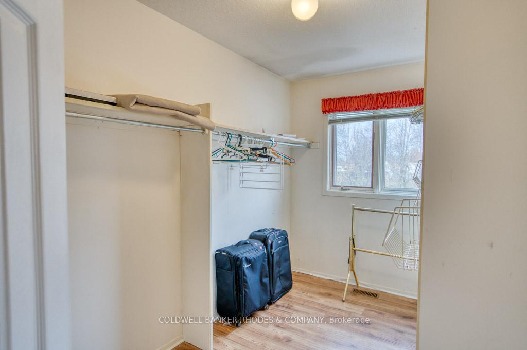 Photo 16 of 75 Dossetter Way, Ottawa, Hunt Club Park — HOMEH