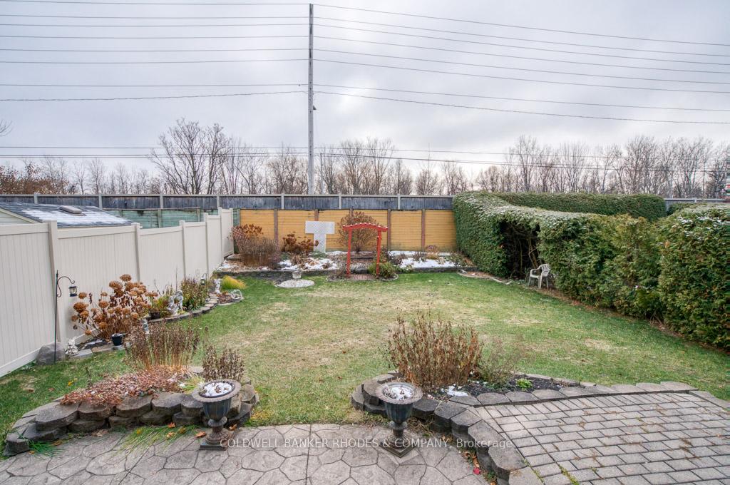 Photo 28 of 75 Dossetter Way, Ottawa, Hunt Club Park — HOMEH