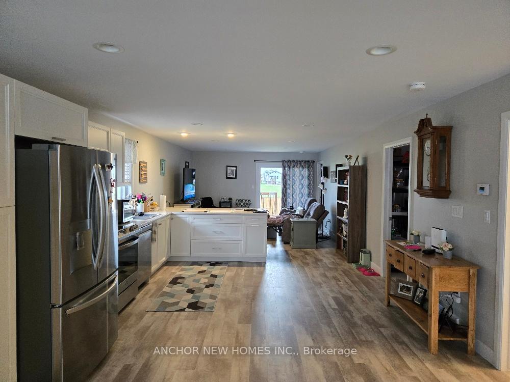 Photo 2 of 141 Arrowhead Lane, Chatham-Kent — HOMEH