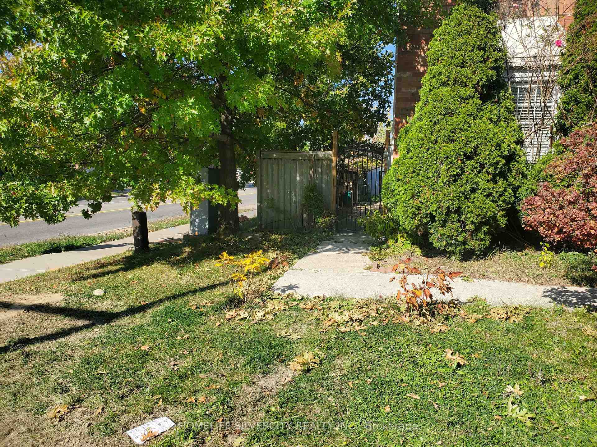 Front of Unit 2#Bsmnt, 700 Peter Robertson Boulevard