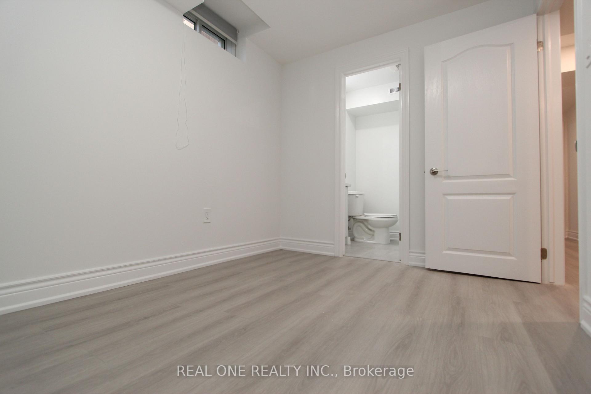 Photo 12 of Unit Bsmt, 16 Sauder Drive, Markham, Middlefield — HOMEH