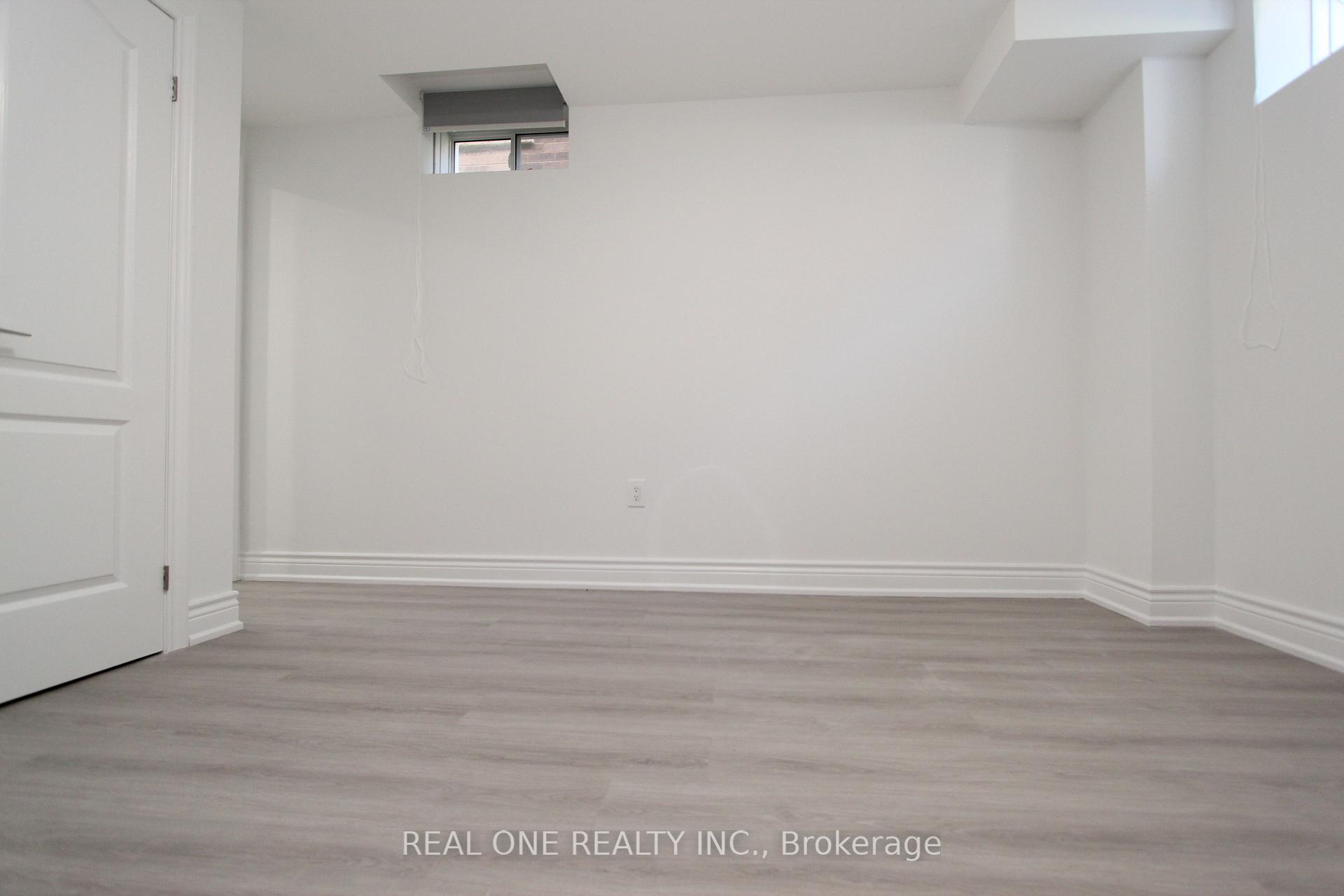 Photo 6 of Unit Bsmt, 16 Sauder Drive, Markham, Middlefield — HOMEH