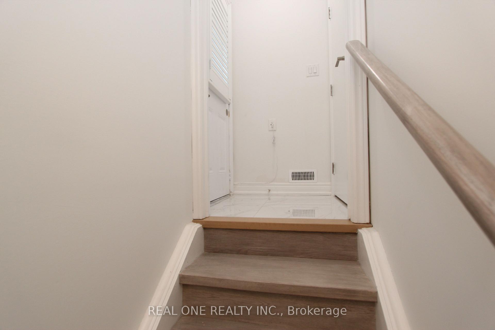 Photo 11 of Unit Bsmt, 16 Sauder Drive, Markham, Middlefield — HOMEH