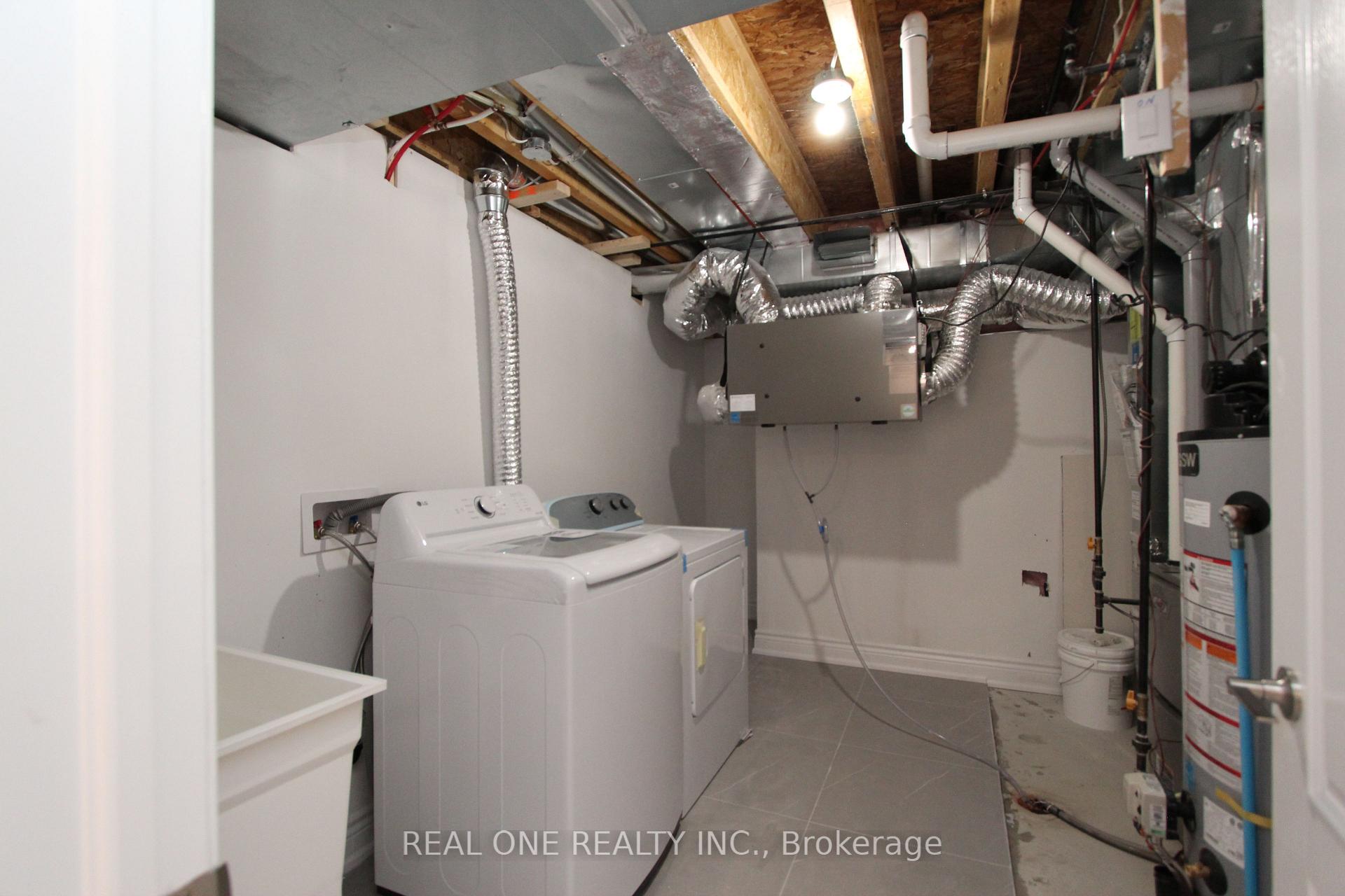 Photo 17 of Unit Bsmt, 16 Sauder Drive, Markham, Middlefield — HOMEH