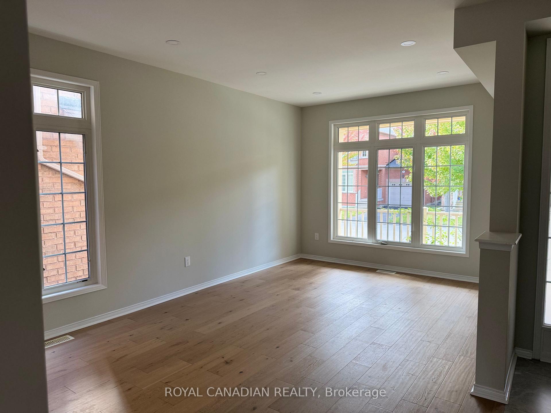 Photo 3 of 33 Gordon Weeden Road, Markham, Greensborough — HOMEH
