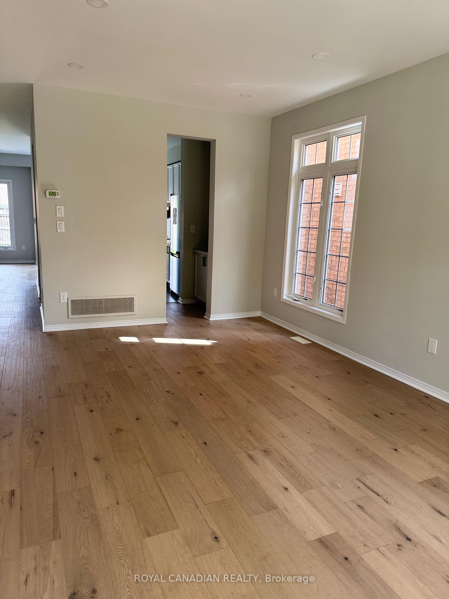 Photo 8 of 33 Gordon Weeden Road, Markham, Greensborough — HOMEH