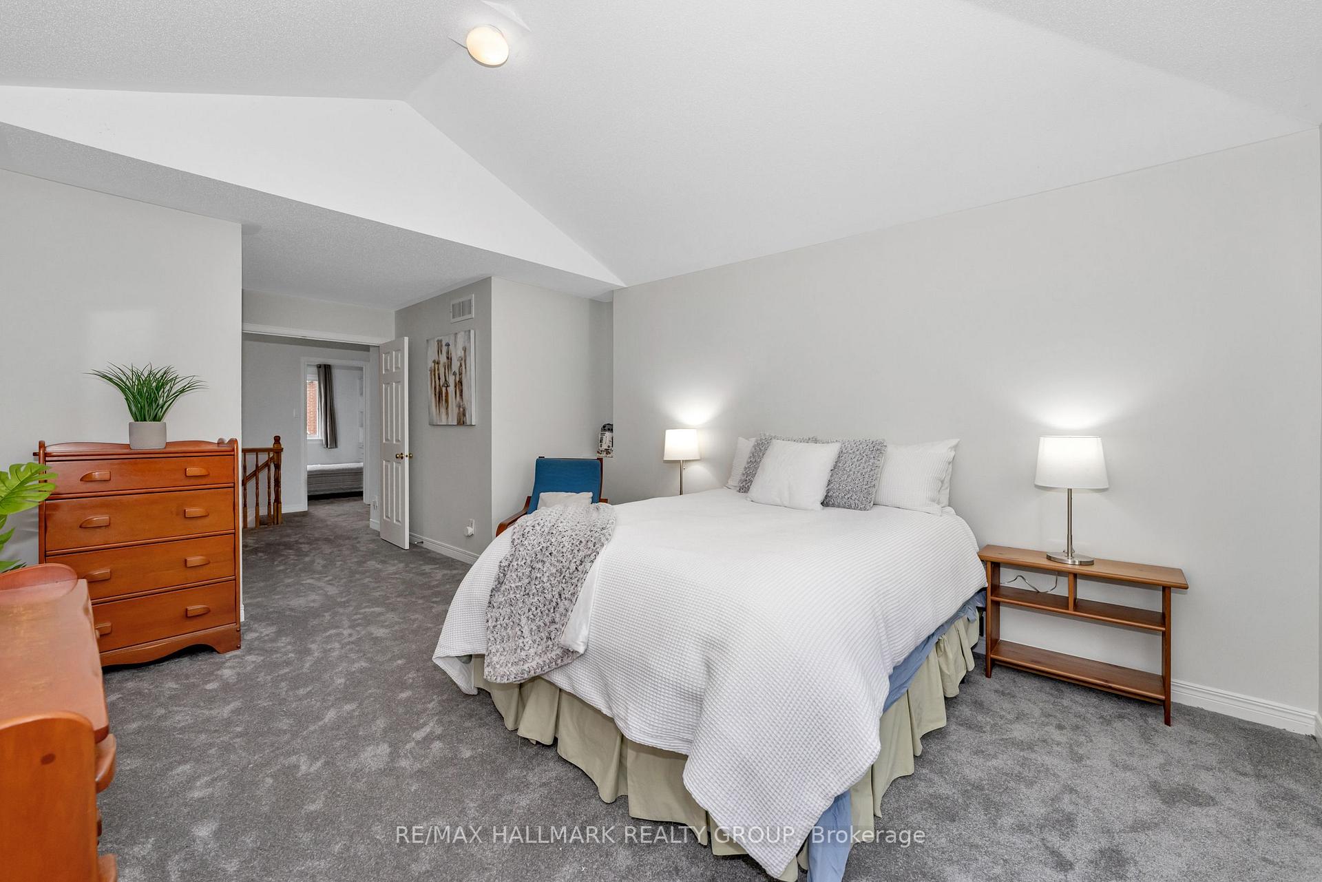 Photo 28 of 61 Kimberwick Crescent, Ottawa, Quinterra — HOMEH