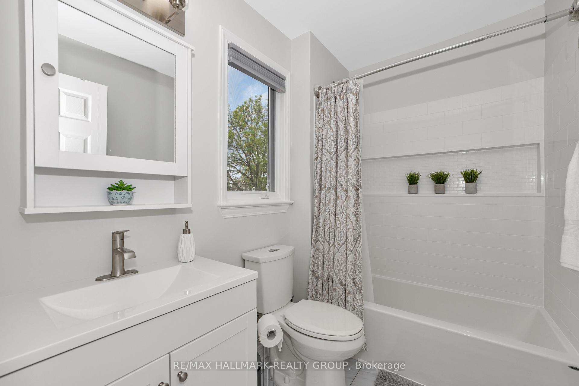 Photo 34 of 61 Kimberwick Crescent, Ottawa, Quinterra — HOMEH