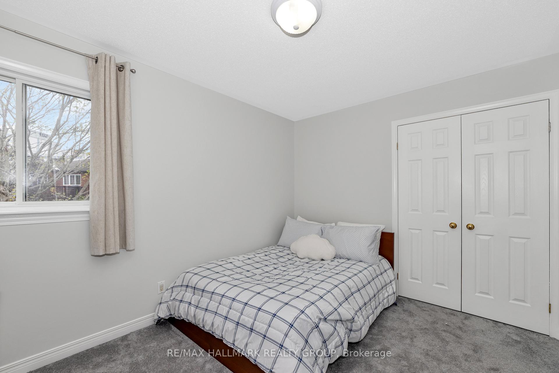 Photo 35 of 61 Kimberwick Crescent, Ottawa, Quinterra — HOMEH