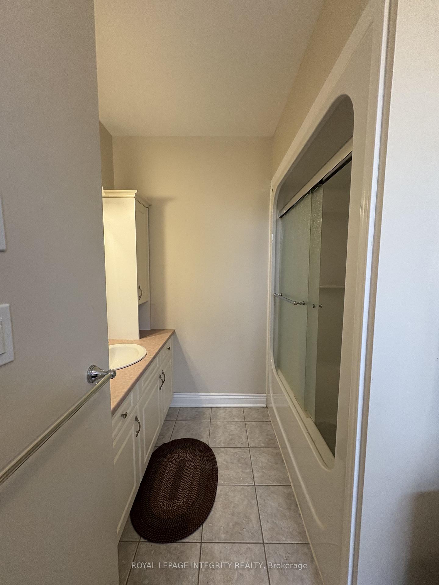 Photo 16 of Unit APT, 600 Caracara Drive, Ottawa, Manotick East to Manotick Station — HOMEH