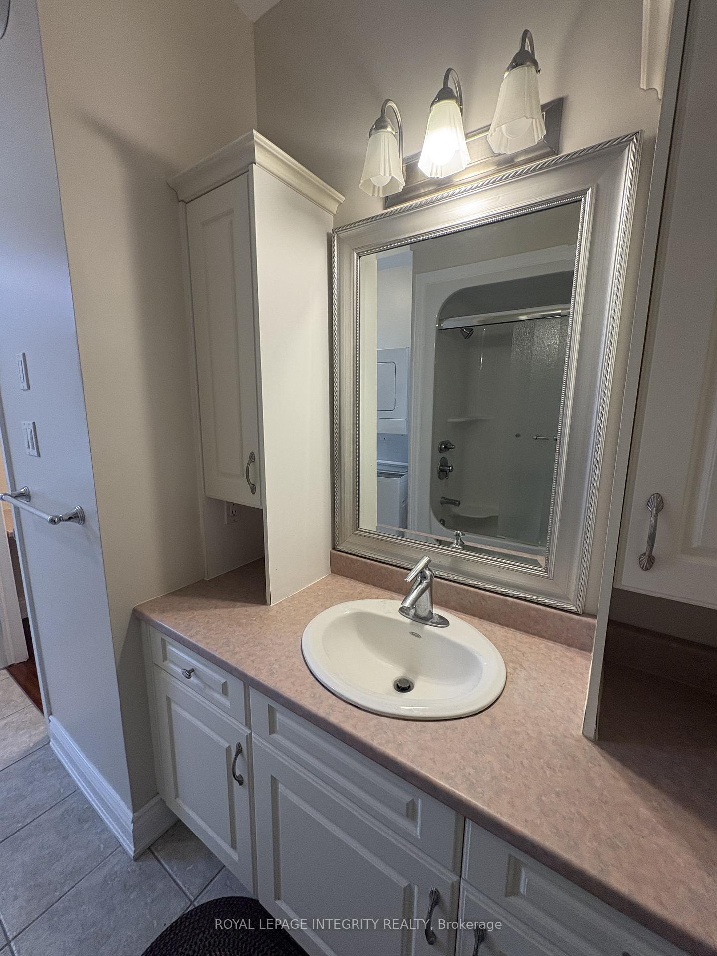 Photo 17 of Unit APT, 600 Caracara Drive, Ottawa, Manotick East to Manotick Station — HOMEH