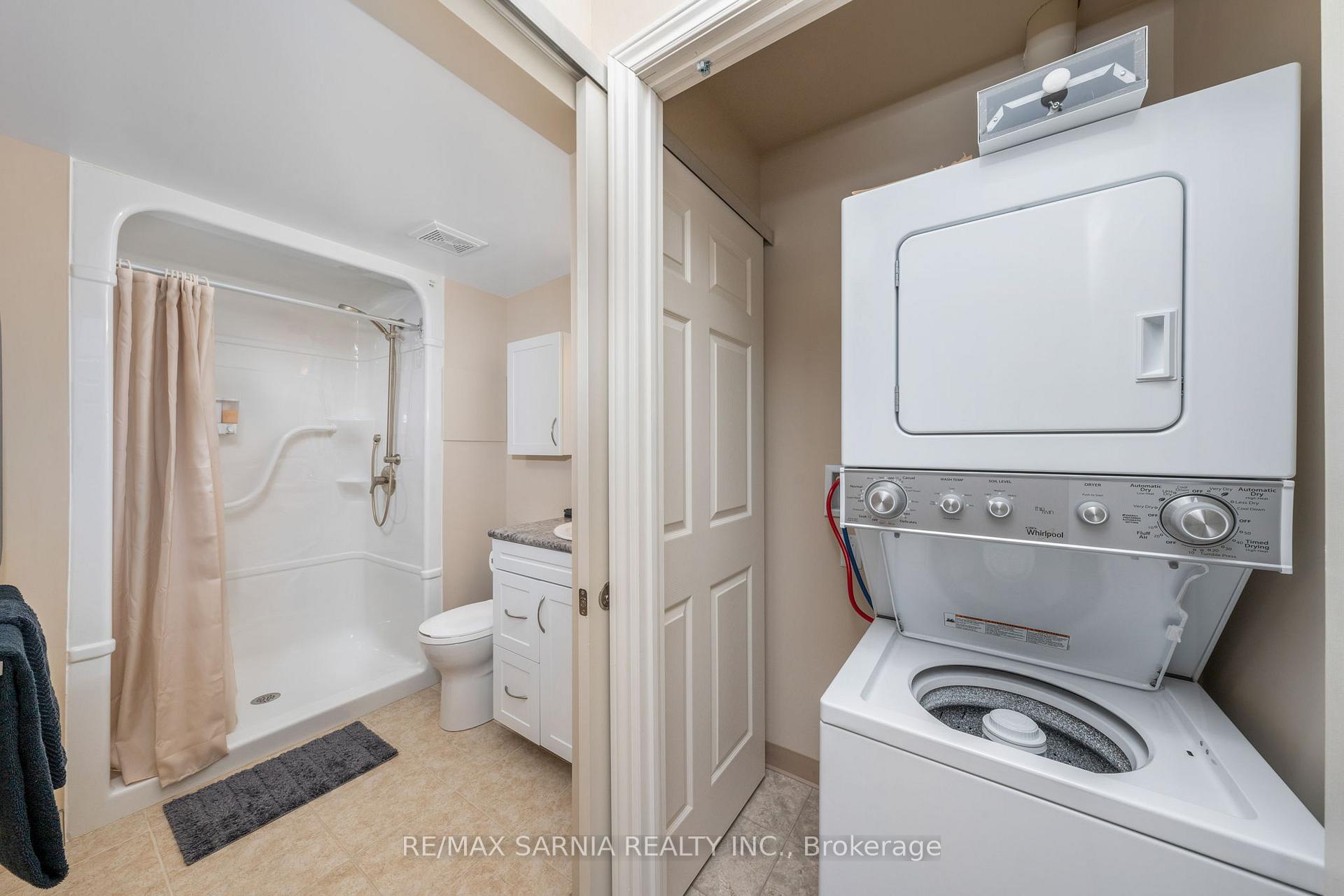 Photo 8 of Unit 425, 180 Bunker Avenue, St. Clair — HOMEH