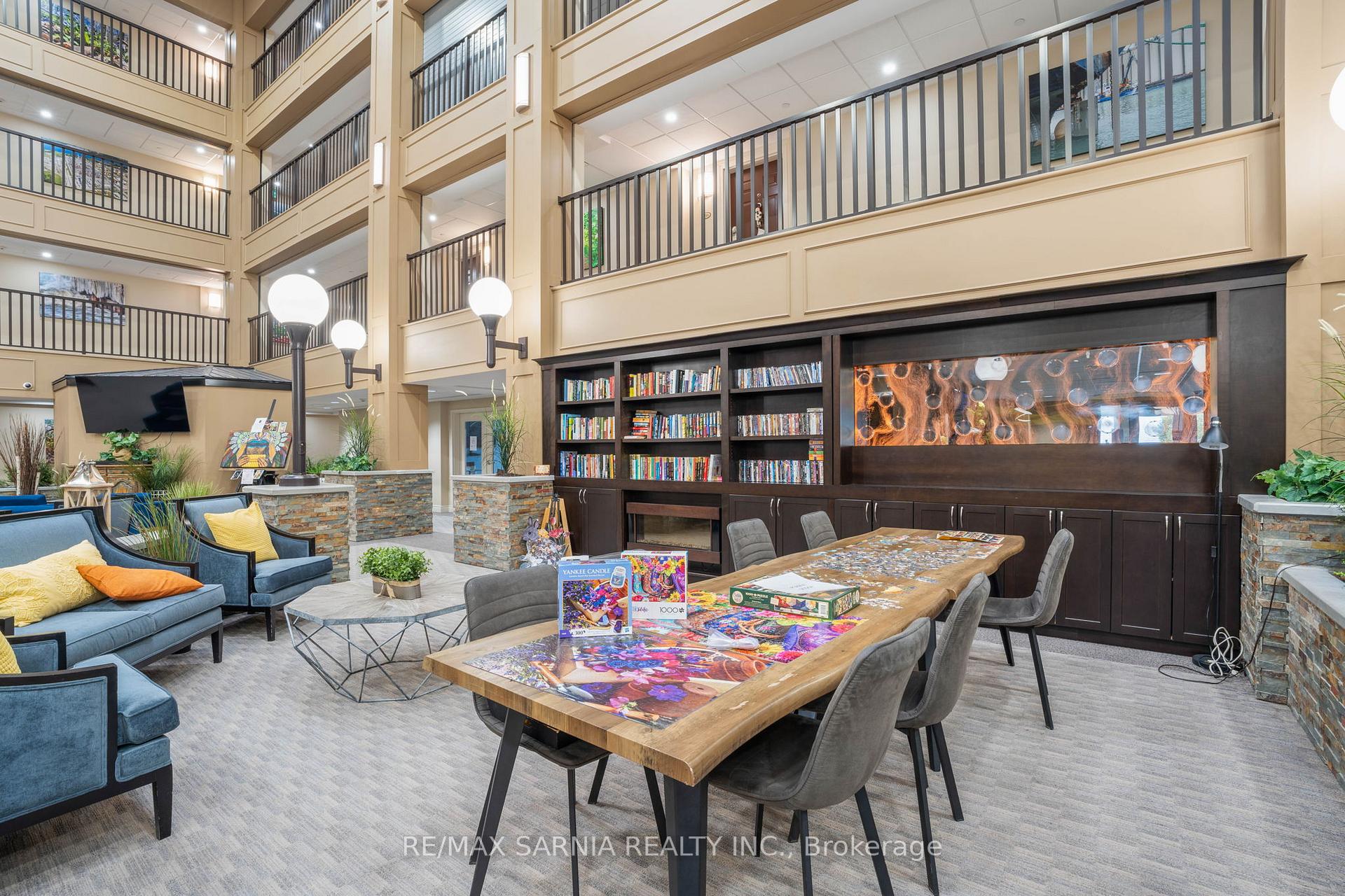 Photo 15 of Unit 425, 180 Bunker Avenue, St. Clair — HOMEH