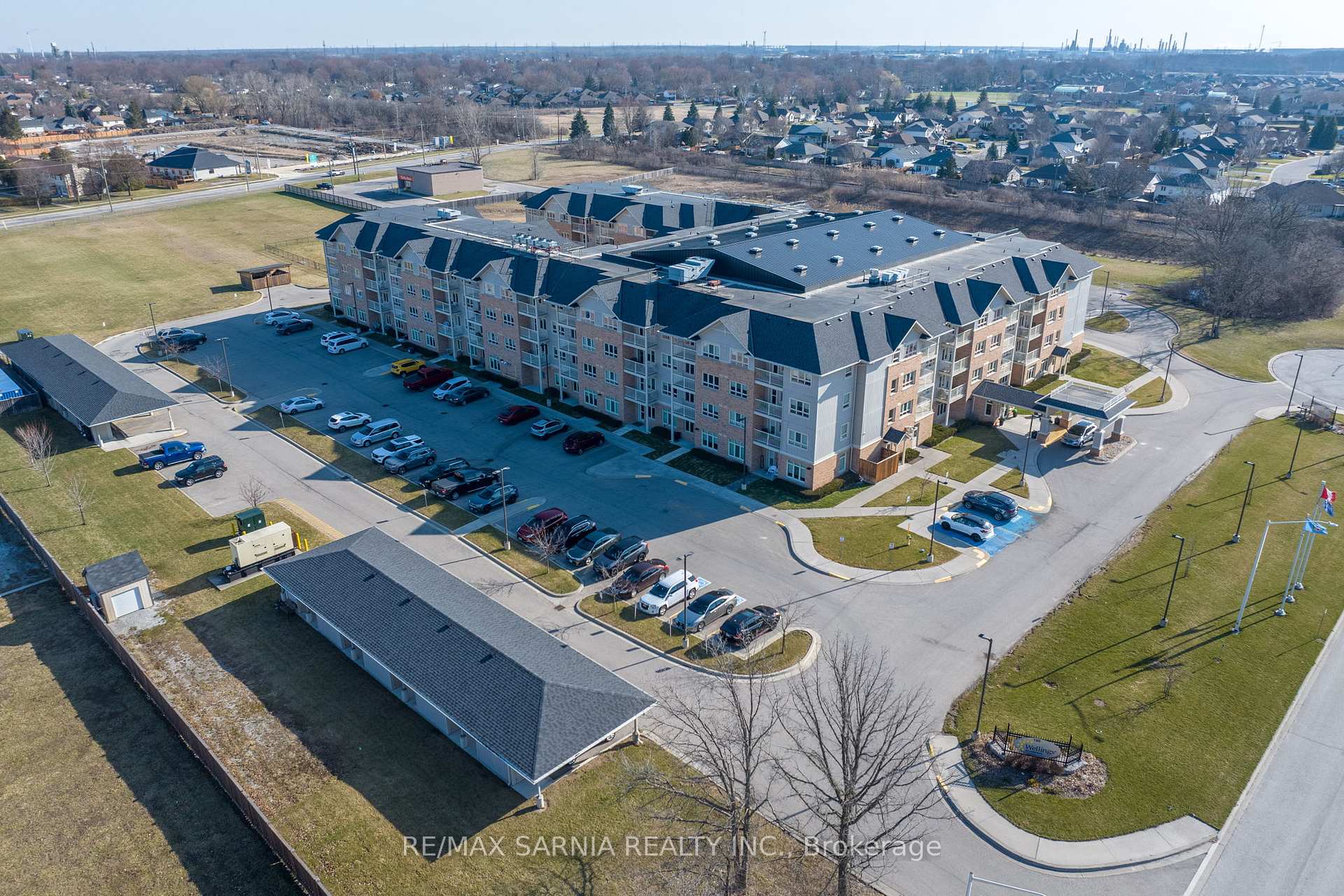 Photo 27 of Unit 425, 180 Bunker Avenue, St. Clair — HOMEH
