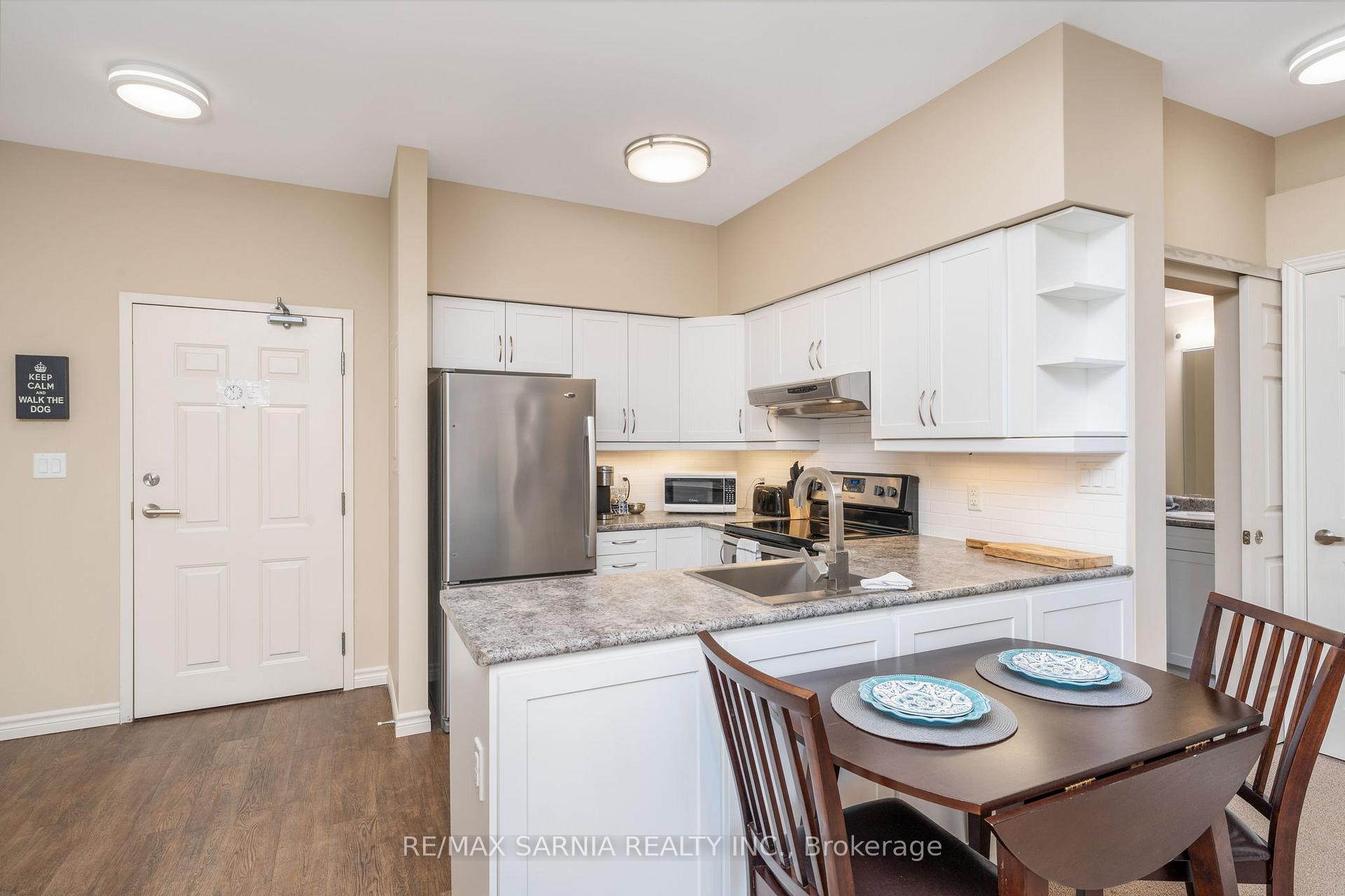 Photo 5 of Unit 307, 180 Bunker Avenue, St. Clair — HOMEH