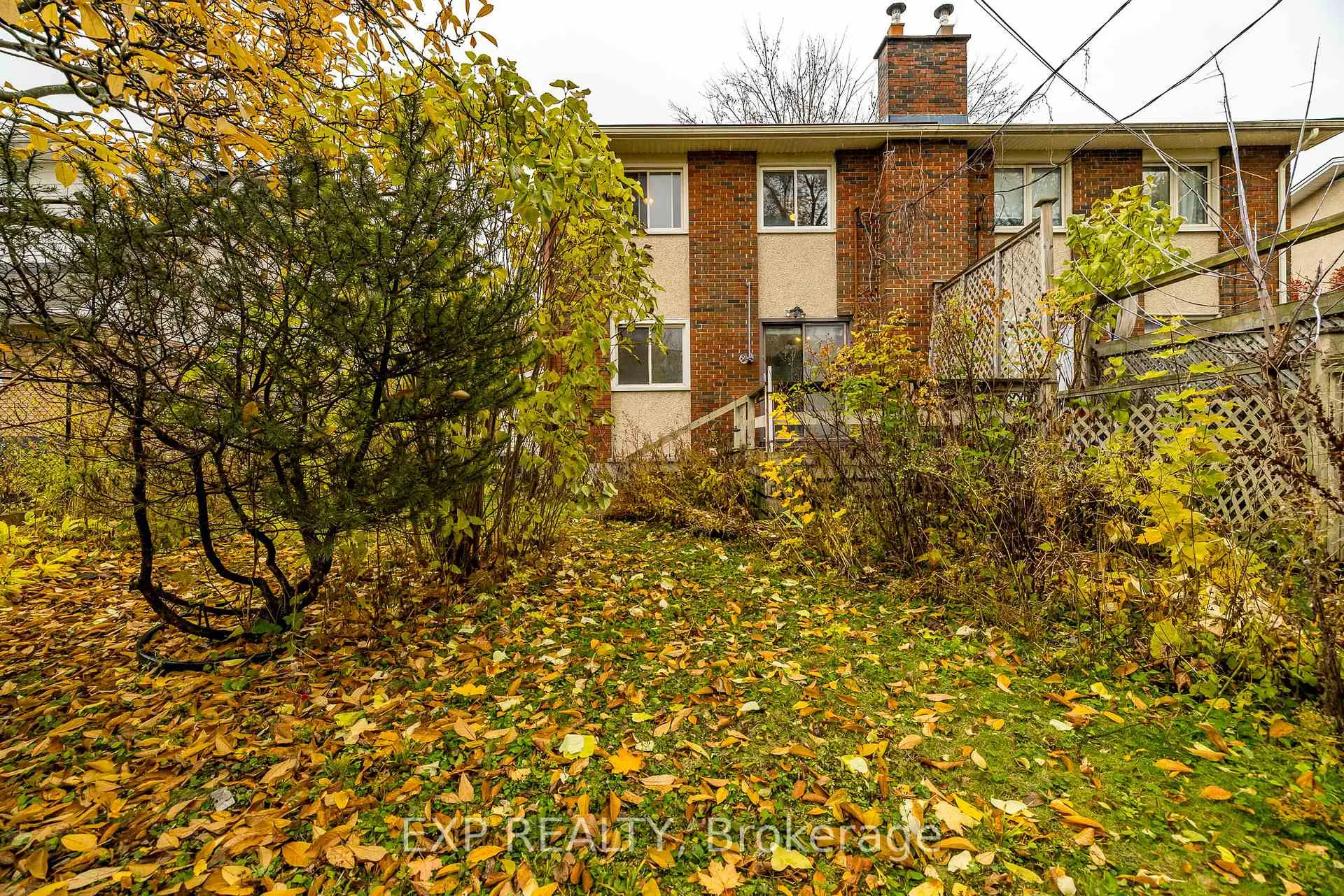 Photo 36 of 426 Apple Tree Lane, Ottawa, Viscount Alexander Park — HOMEH