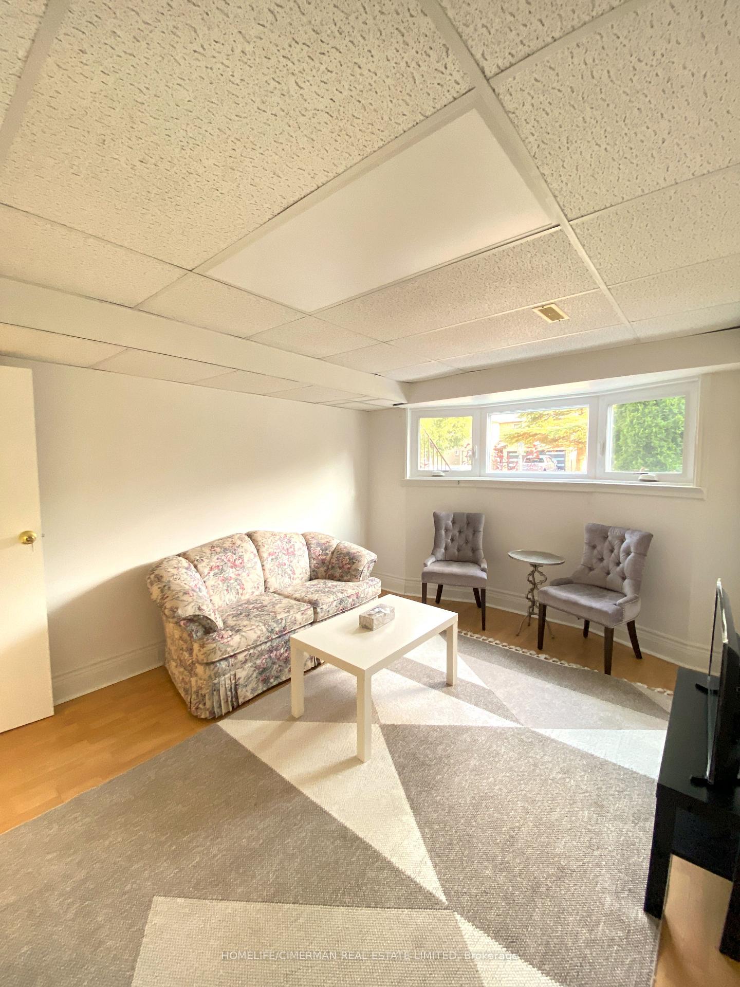 Photo 10 of Unit LOWER, 200 Kemano Road, Aurora, Aurora Heights — HOMEH