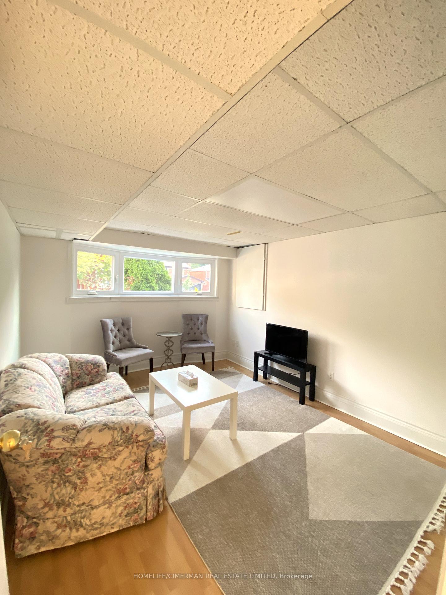 Photo 8 of Unit LOWER, 200 Kemano Road, Aurora, Aurora Heights — HOMEH
