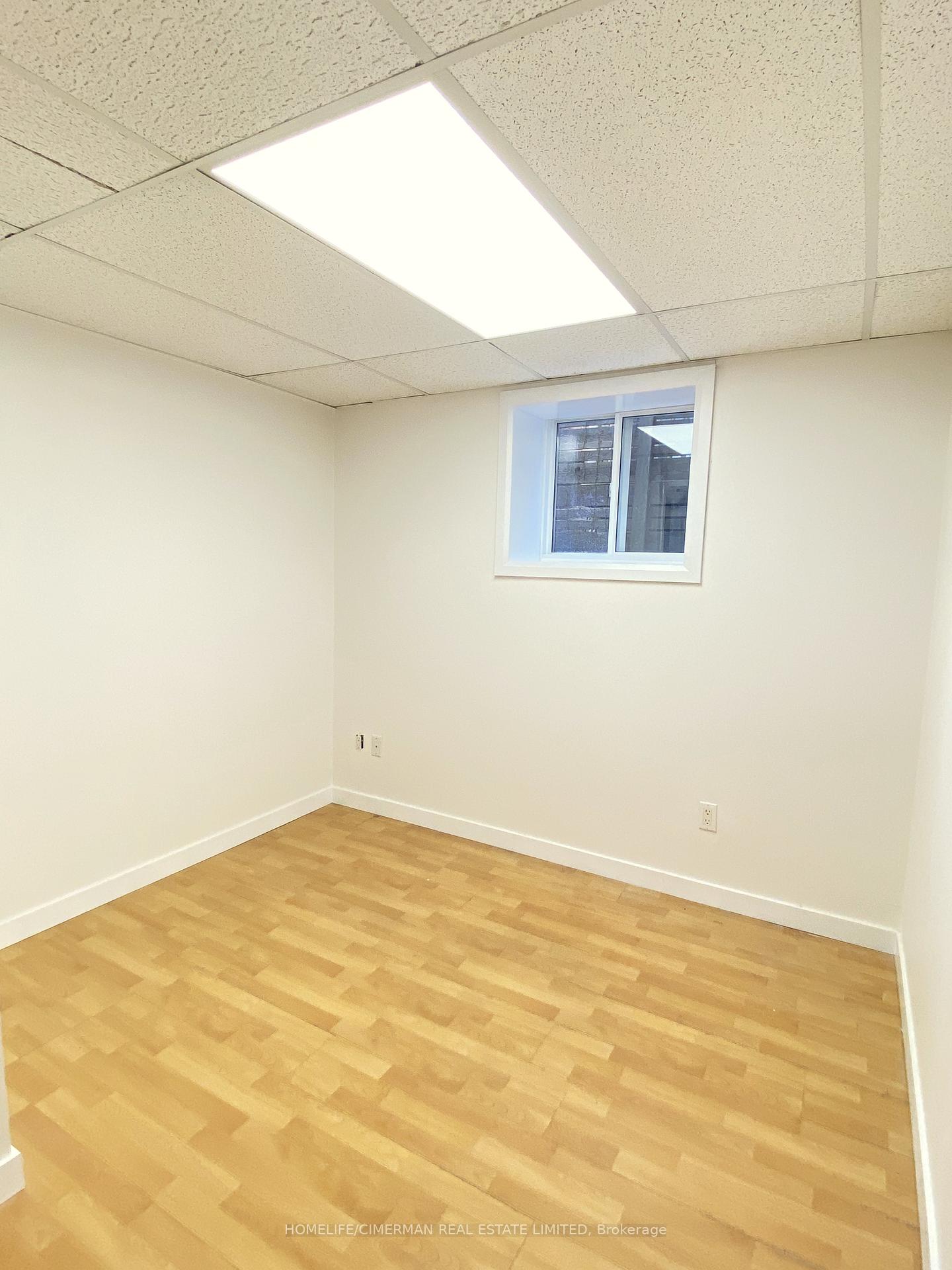 Photo 4 of Unit LOWER, 200 Kemano Road, Aurora, Aurora Heights — HOMEH