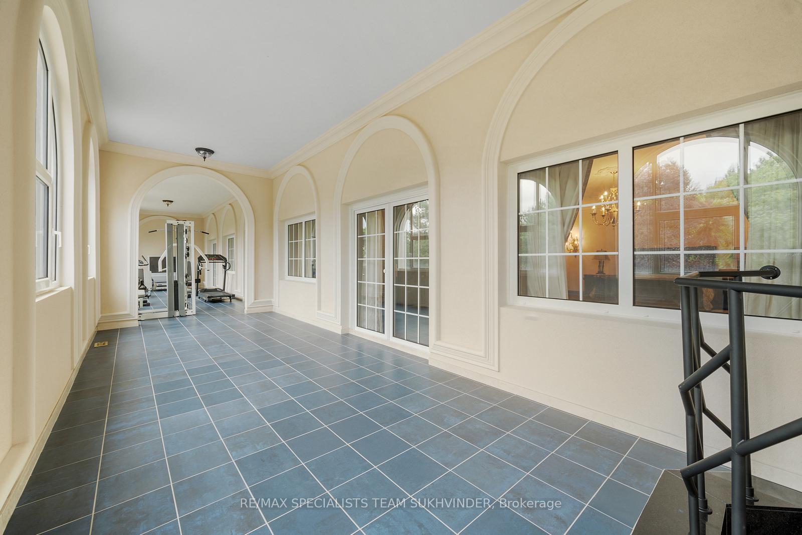 Photo 20 of 409 Dearbourne Avenue, King, King City — HOMEH