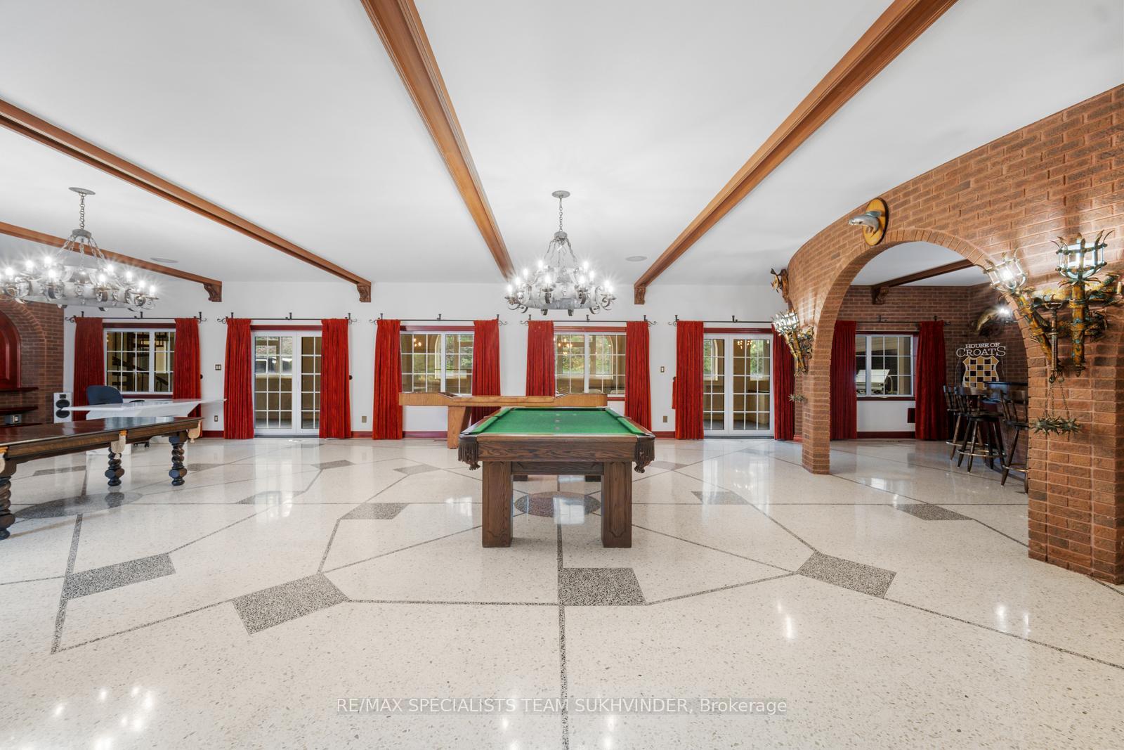 Photo 35 of 409 Dearbourne Avenue, King, King City — HOMEH