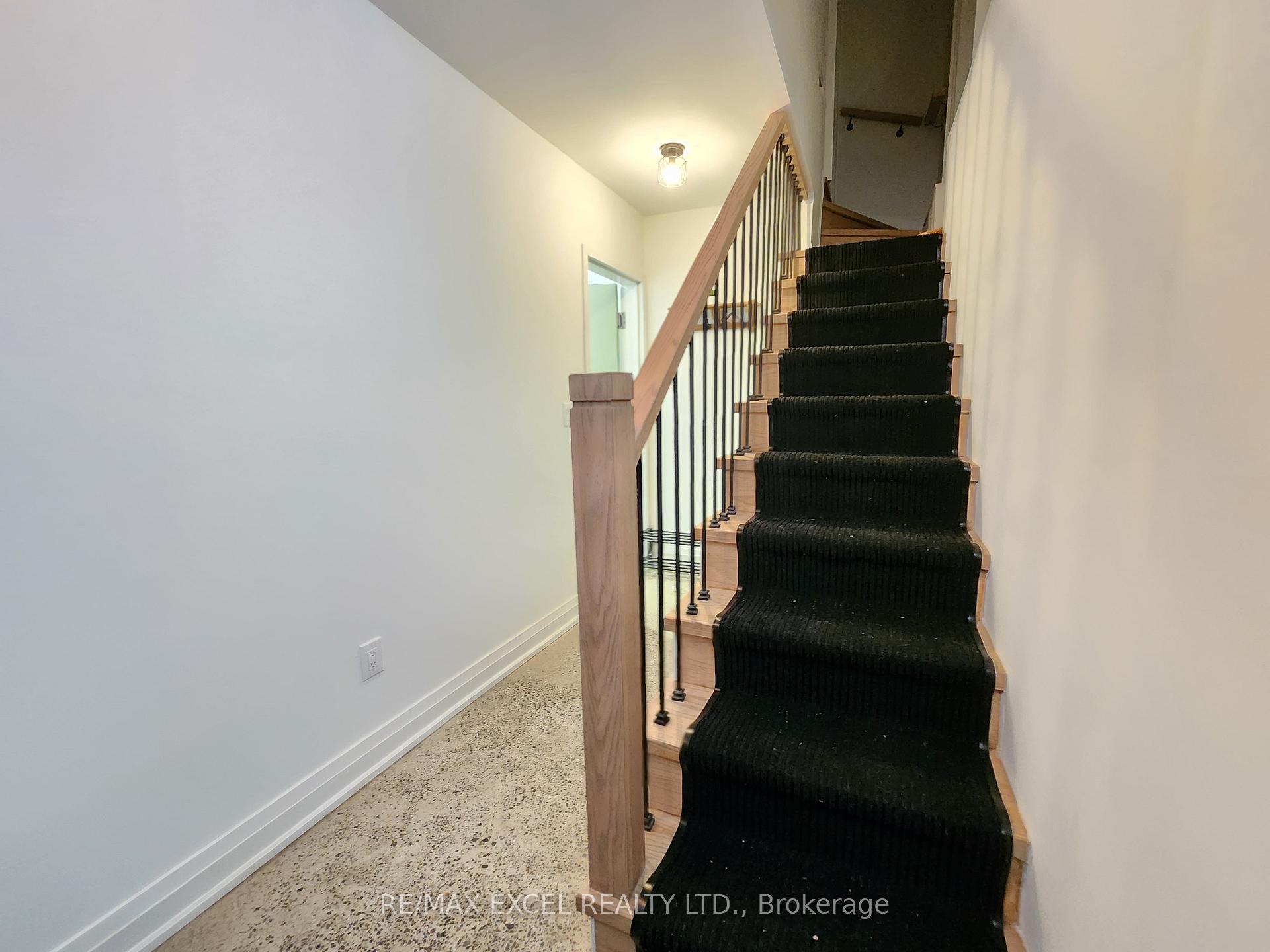 Photo 3 of 167 Colin Avenue, Toronto, Yonge-Eglinton — HOMEH