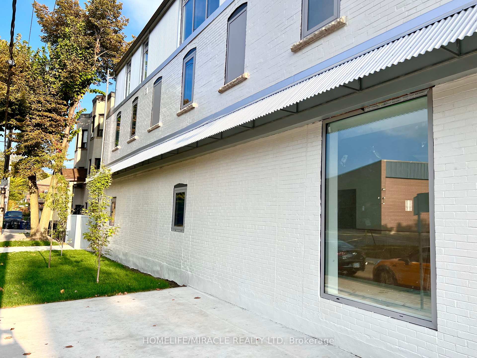 Photo 24 of Unit Unit 2, 299 Ossington Avenue, Toronto, Trinity-Bellwoods — HOMEH