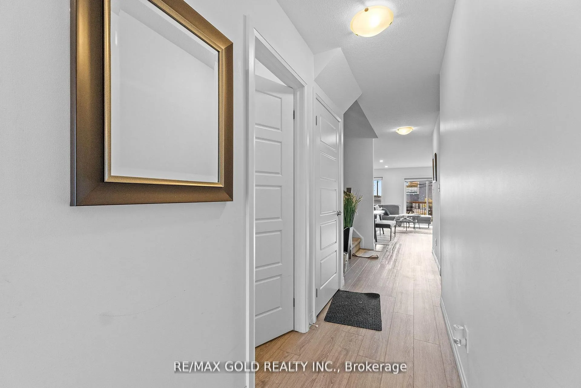 Photo 7 of 82 Pony Way, Kitchener — HOMEH