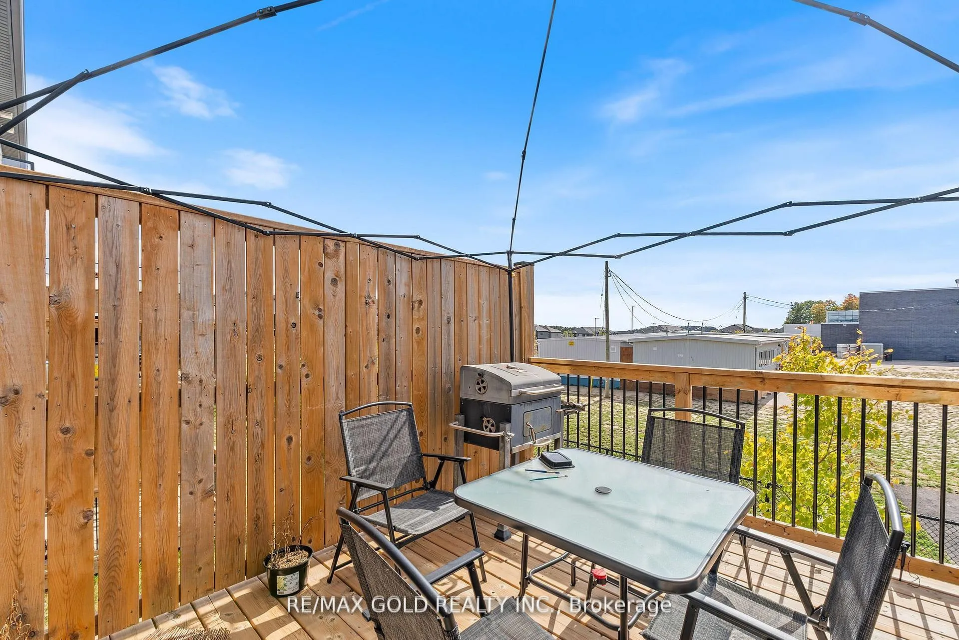 Photo 20 of 82 Pony Way, Kitchener — HOMEH