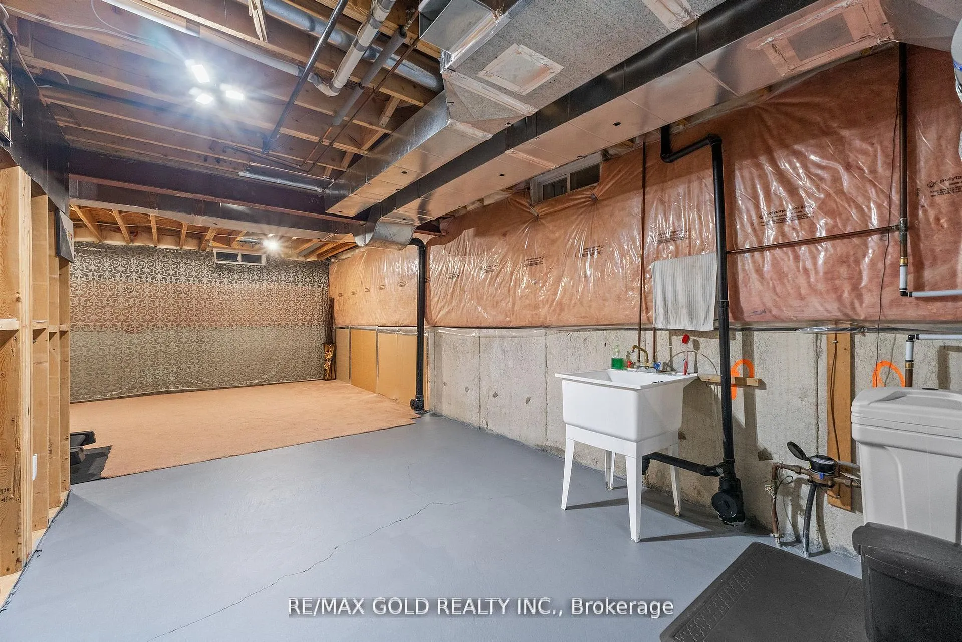 Photo 36 of 82 Pony Way, Kitchener — HOMEH