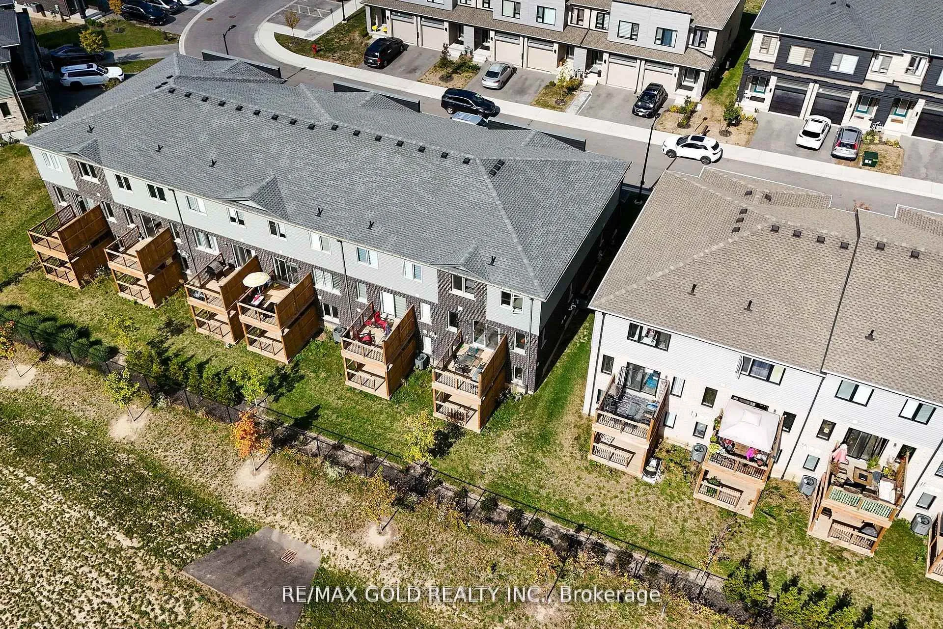 Photo 41 of 82 Pony Way, Kitchener — HOMEH
