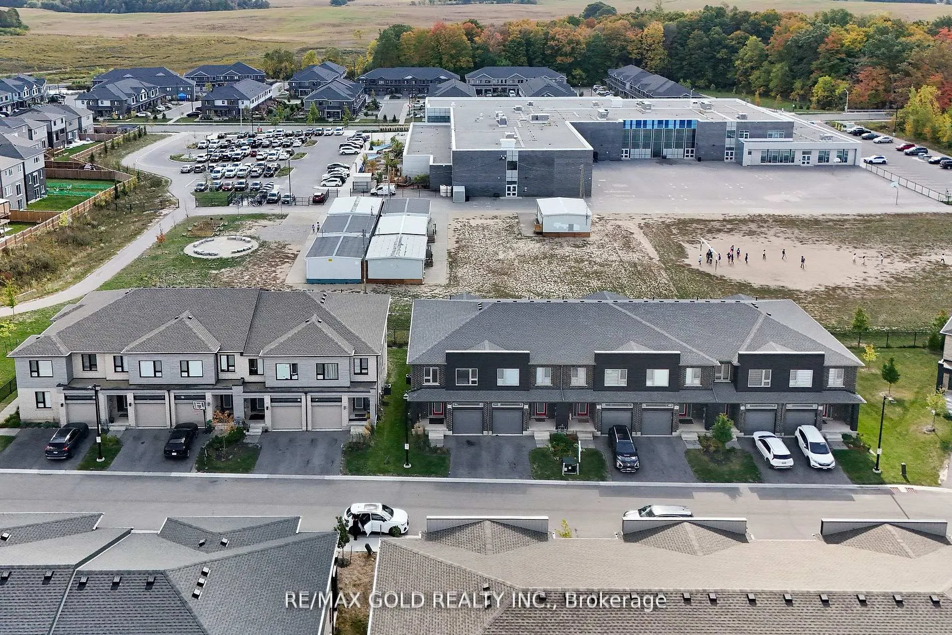 Photo 43 of 82 Pony Way, Kitchener — HOMEH
