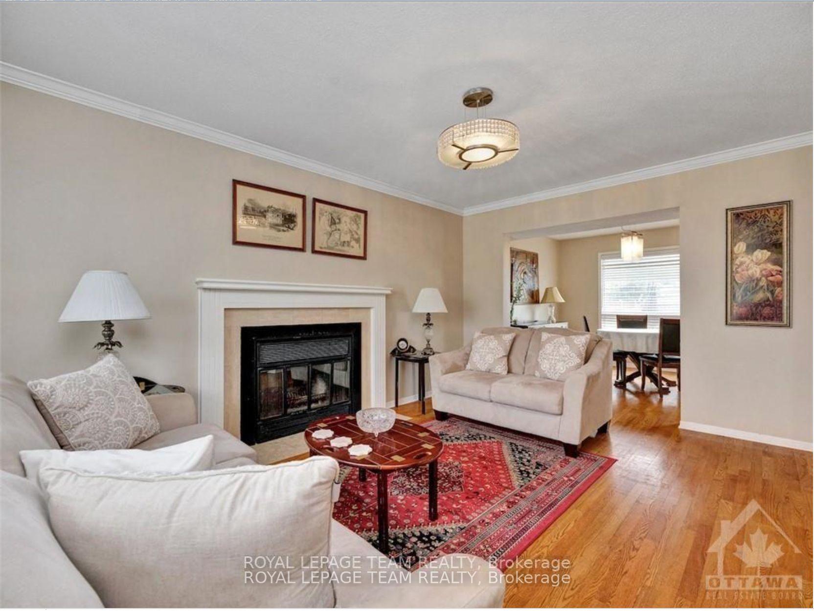 Photo 3 of 1050 Karsh Drive, Ottawa, Hunt Club Park — HOMEH