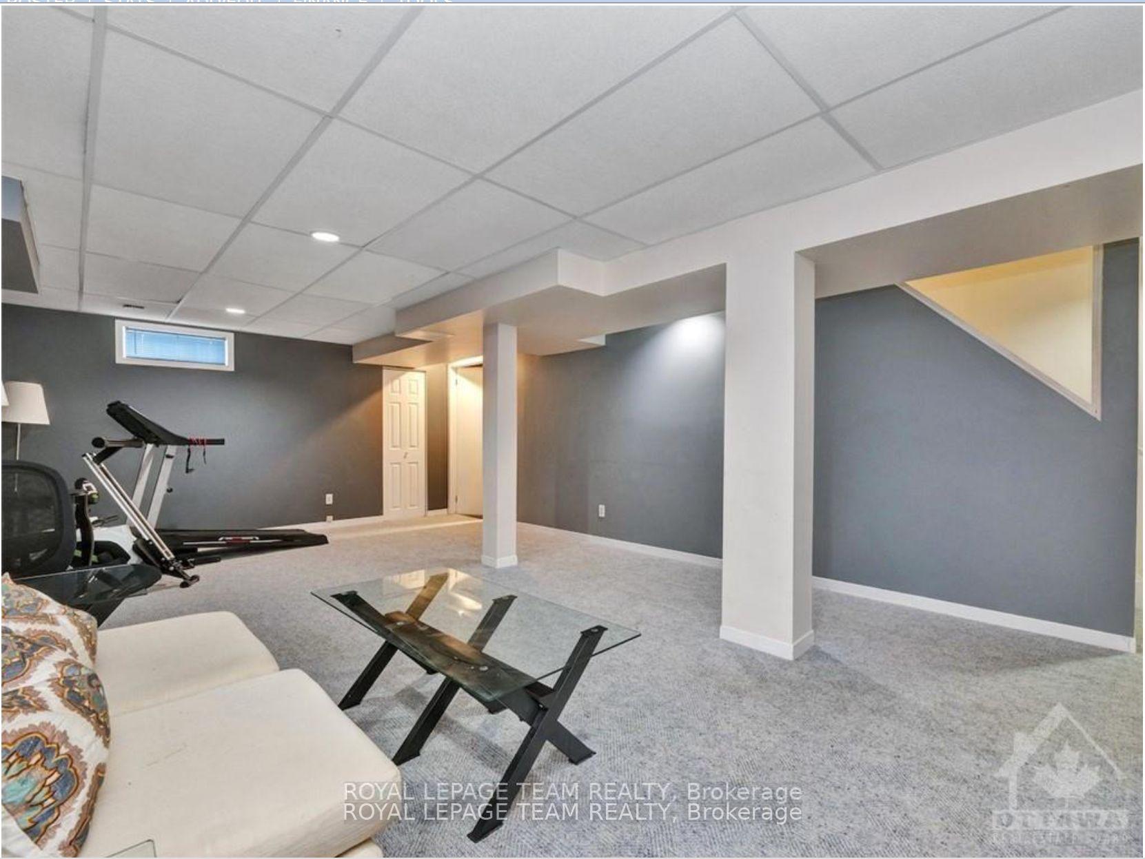 Photo 12 of 1050 Karsh Drive, Ottawa, Hunt Club Park — HOMEH