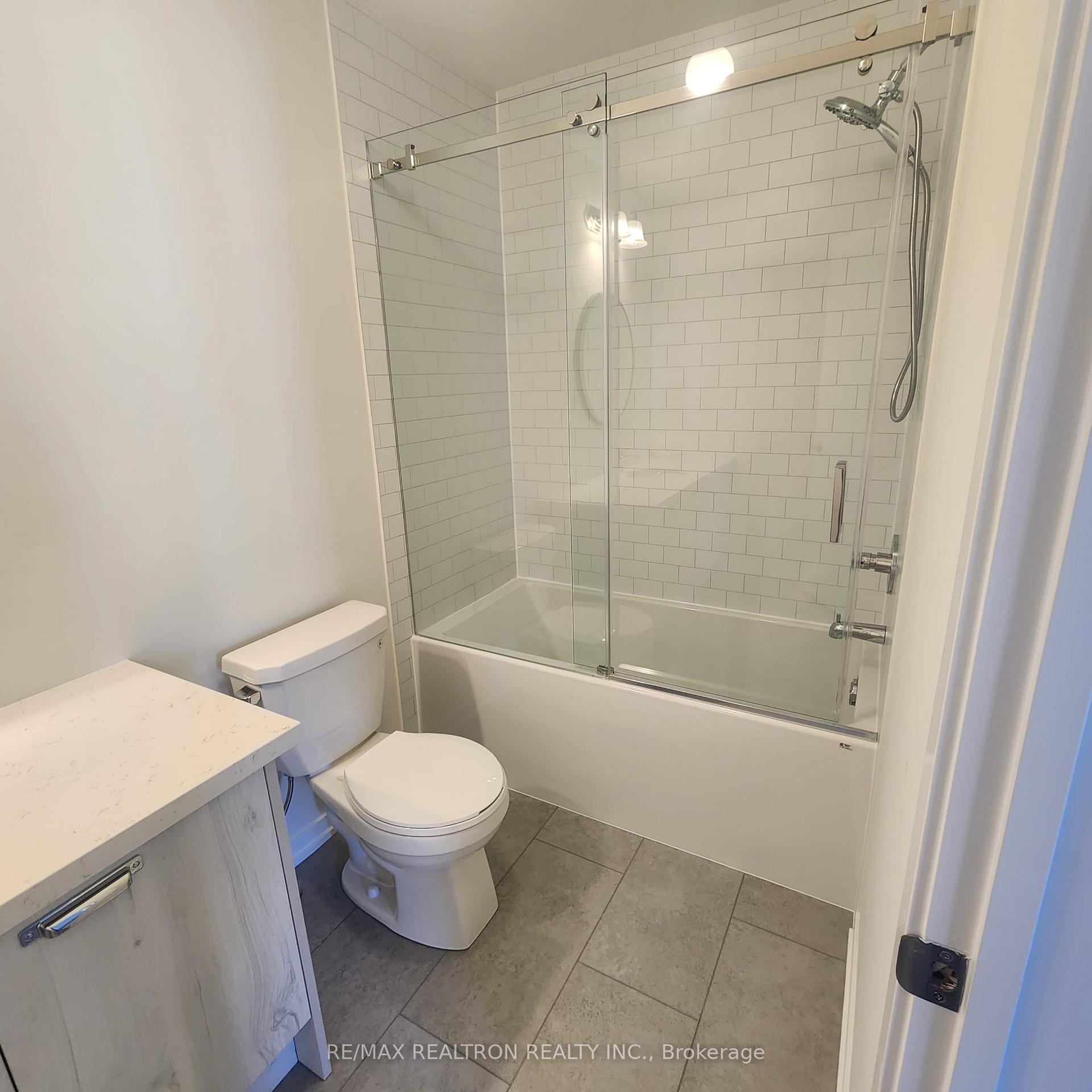 Photo 17 of 1550 Wheatcroft Drive, Oshawa, Kedron — HOMEH