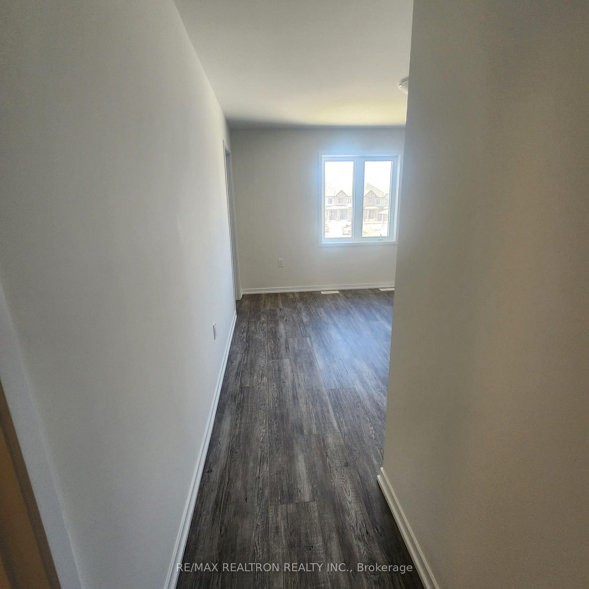 Photo 25 of 1550 Wheatcroft Drive, Oshawa, Kedron — HOMEH
