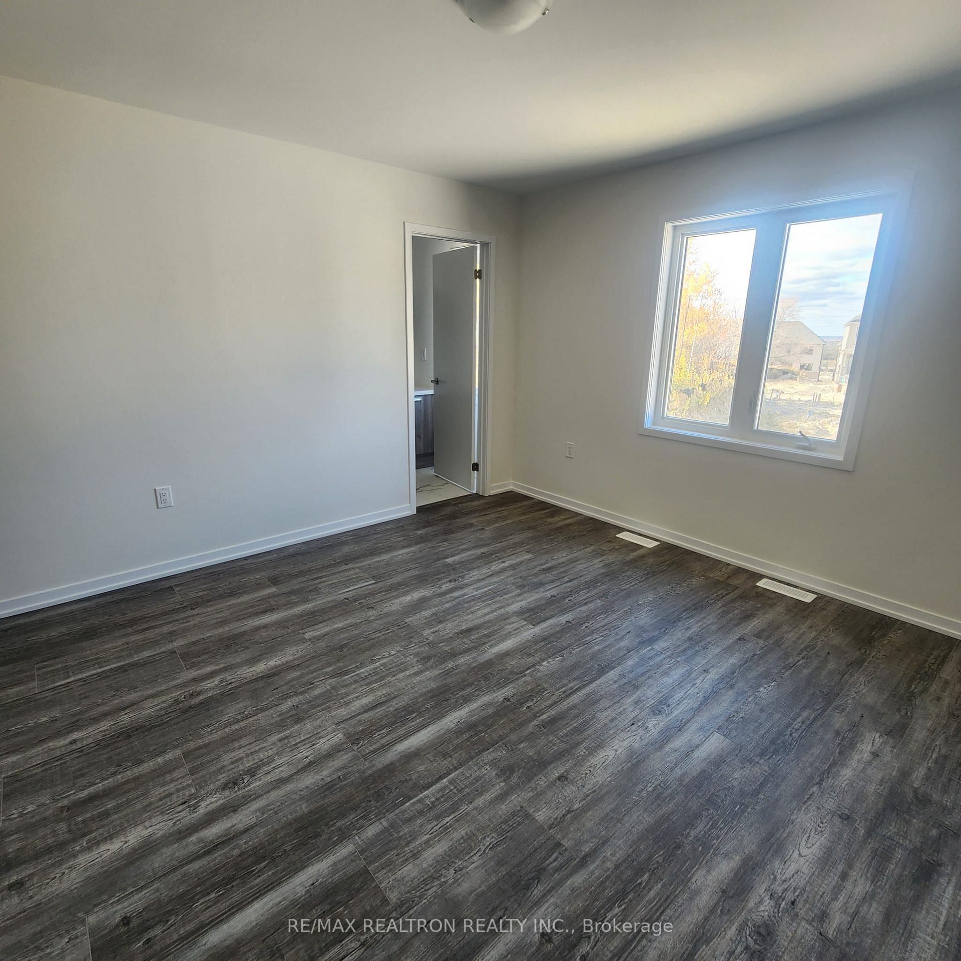 Photo 26 of 1550 Wheatcroft Drive, Oshawa, Kedron — HOMEH
