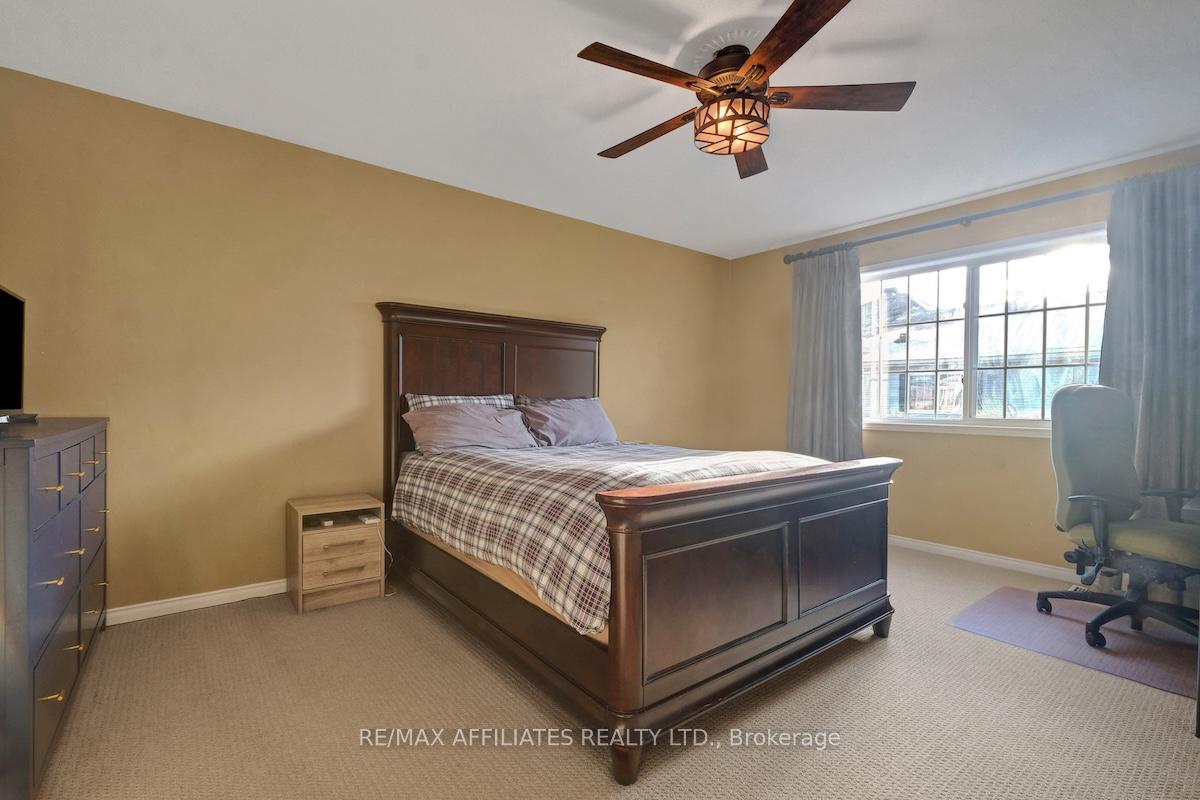 Photo 23 of 462 Templeford Avenue, Ottawa, Kanata - Emerald Meadows/Trailwest — HOMEH