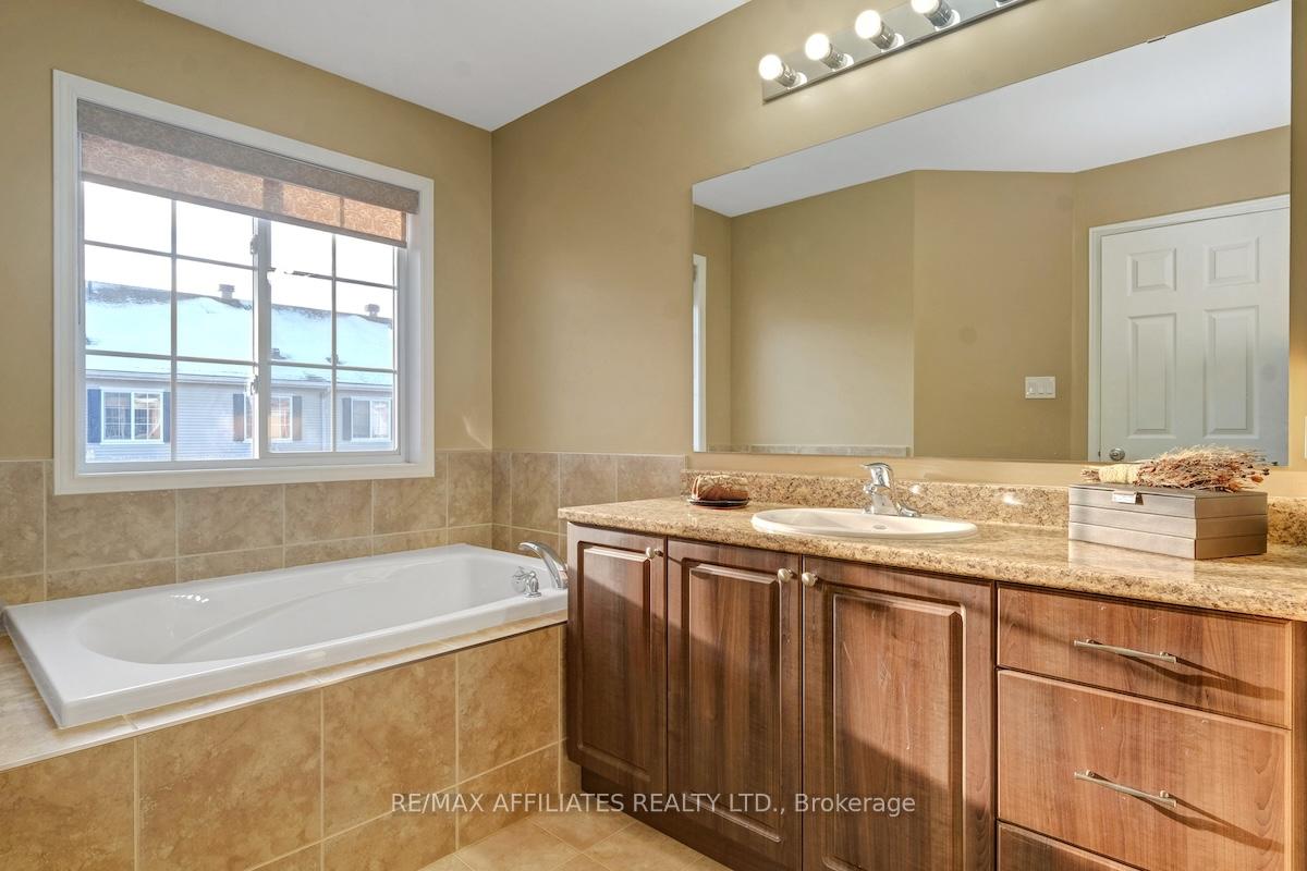 Photo 24 of 462 Templeford Avenue, Ottawa, Kanata - Emerald Meadows/Trailwest — HOMEH