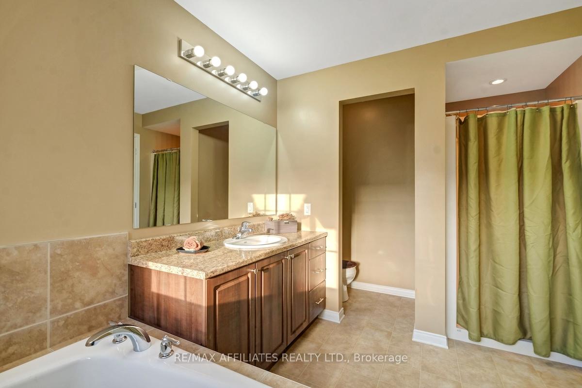 Photo 26 of 462 Templeford Avenue, Ottawa, Kanata - Emerald Meadows/Trailwest — HOMEH