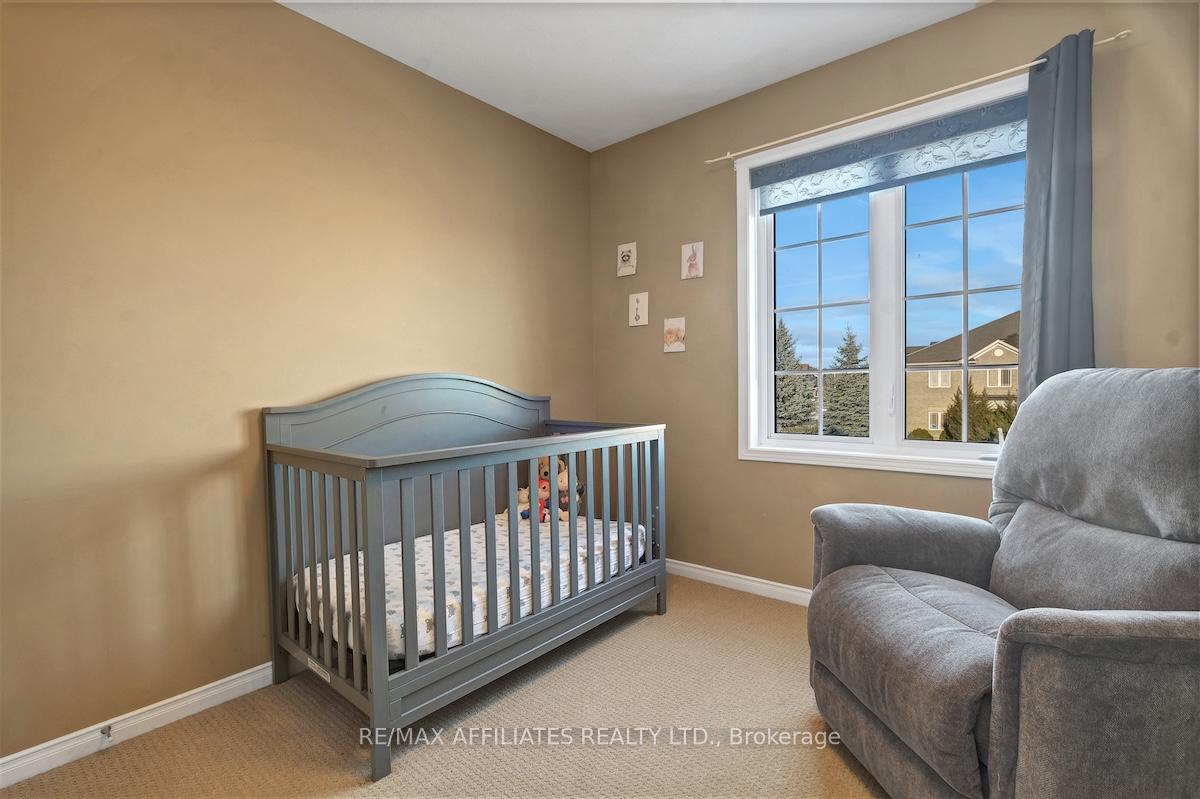 Photo 28 of 462 Templeford Avenue, Ottawa, Kanata - Emerald Meadows/Trailwest — HOMEH