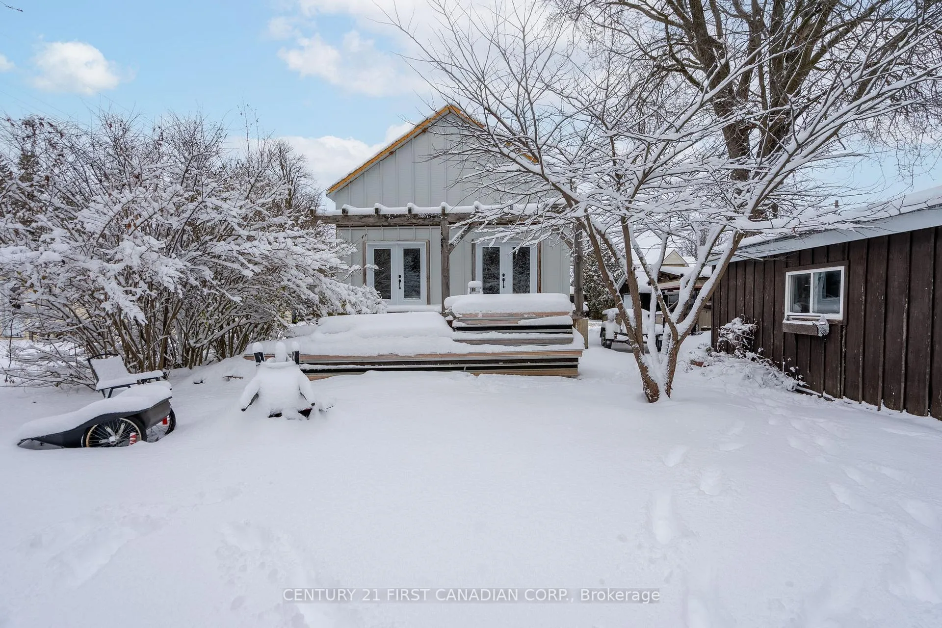 Photo 26 of 117 Alice Street, Lucan Biddulph, Lucan — HOMEH