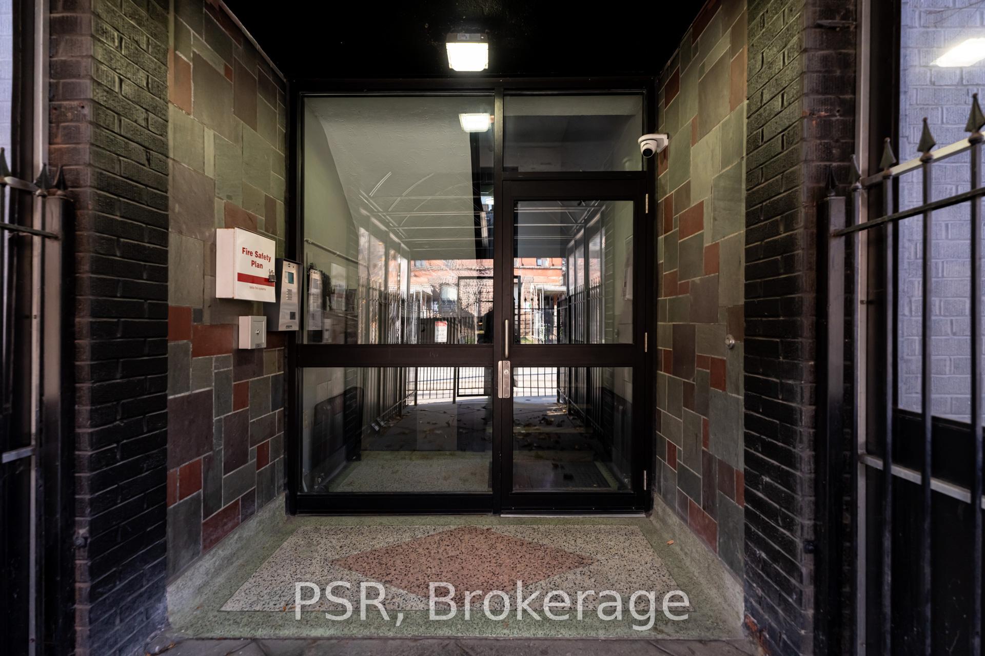 Photo 15 of Unit 401, 256 Sherbourne Street, Toronto, Moss Park — HOMEH