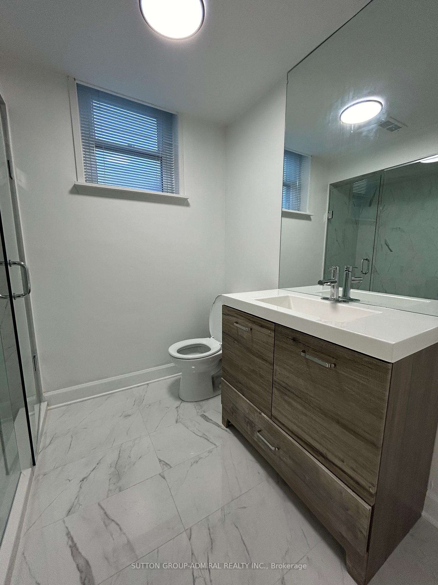 Photo 4 of Unit Lower, 289 Joicey Boulevard, Toronto, Bedford Park-Nortown — HOMEH
