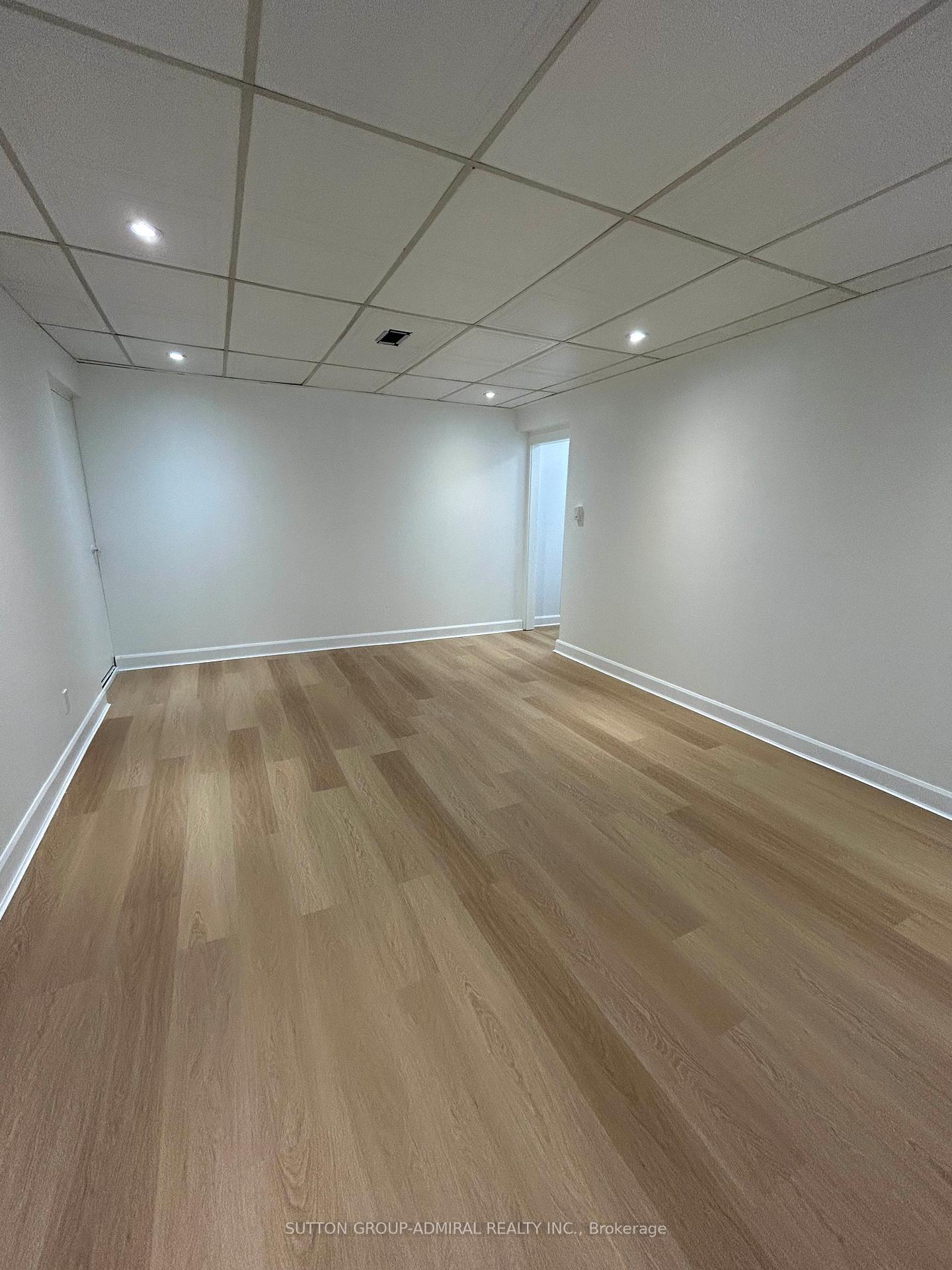 Photo 11 of Unit Lower, 289 Joicey Boulevard, Toronto, Bedford Park-Nortown — HOMEH