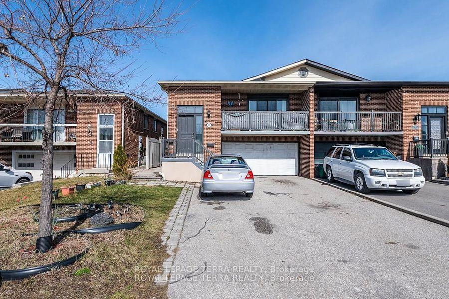 Photo 1 of Unit Upper, 50 Ashburn Crescent, Vaughan, East Woodbridge — HOMEH