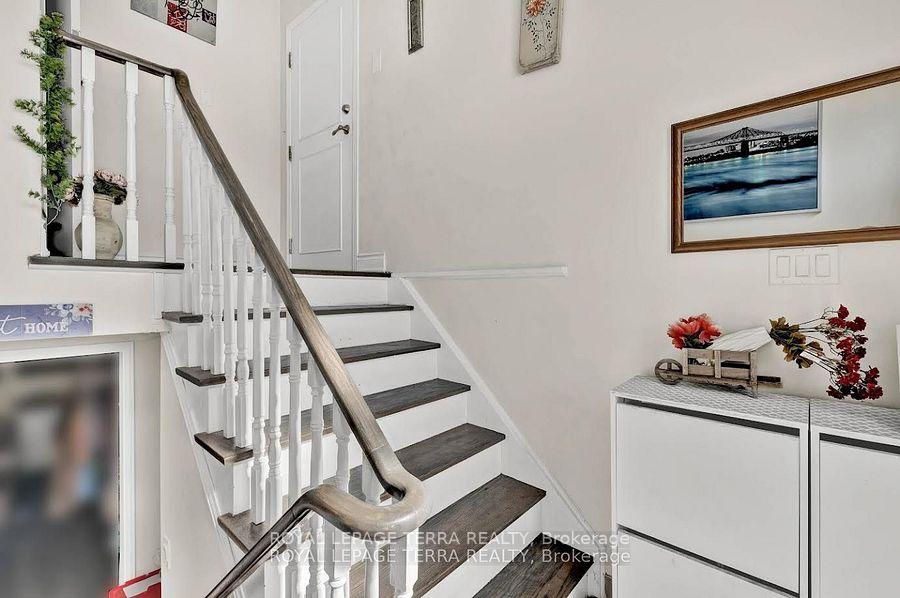 Photo 16 of Unit Upper, 50 Ashburn Crescent, Vaughan, East Woodbridge — HOMEH