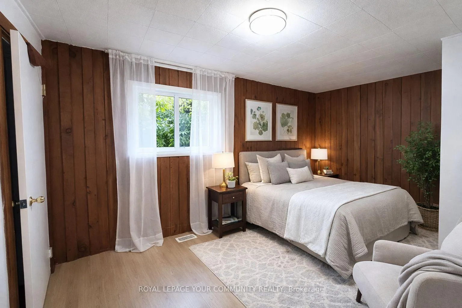 Photo 7 of 709 Roberts Road, Innisfil, Alcona — HOMEH