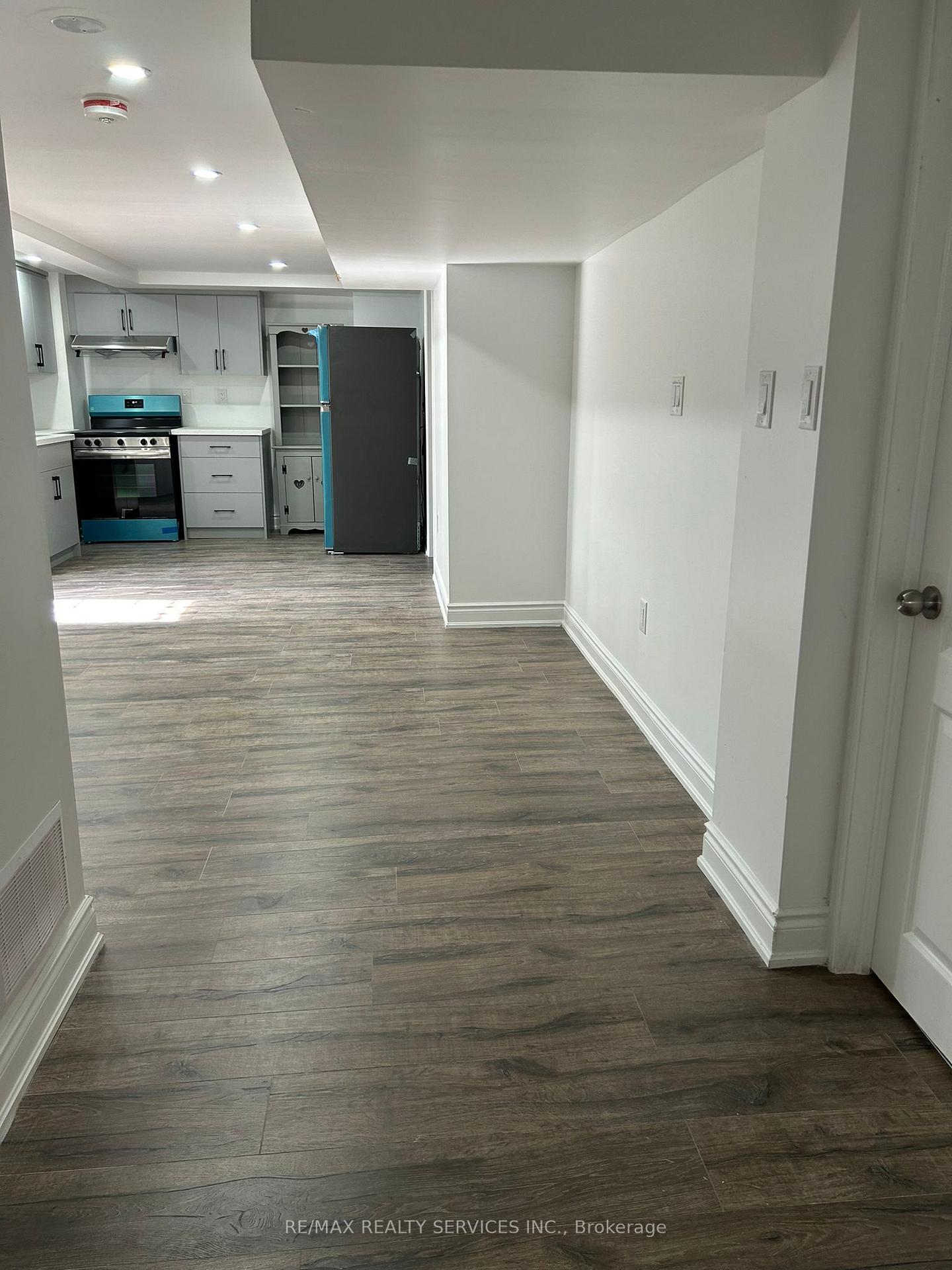 Photo 2 of 1 Wonder Way, Brampton, Vales of Castlemore — HOMEH