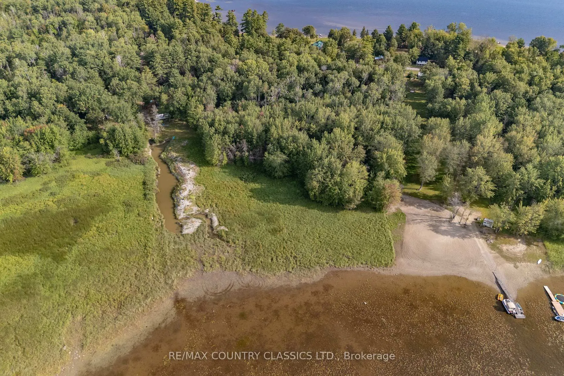 Photo 11 of 50 Sullivan Point Road, Laurentian Valley — HOMEH